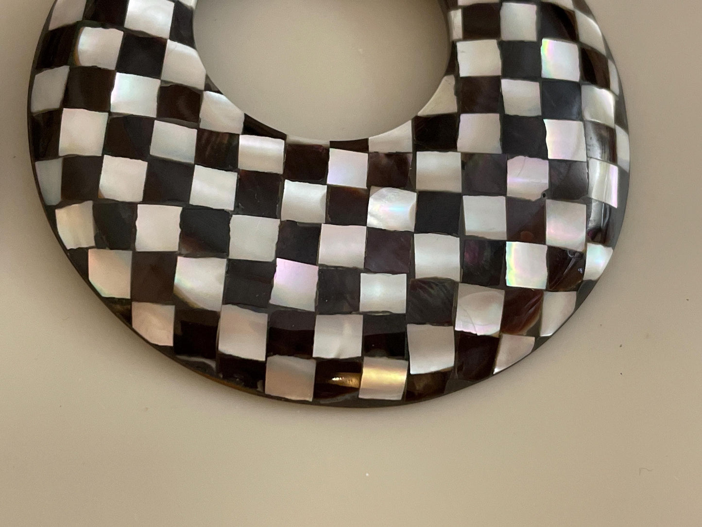 Vintage Inlaid Mother of Pearl & Black Hoop Earrings – Elegant Retro Statement Jewelry