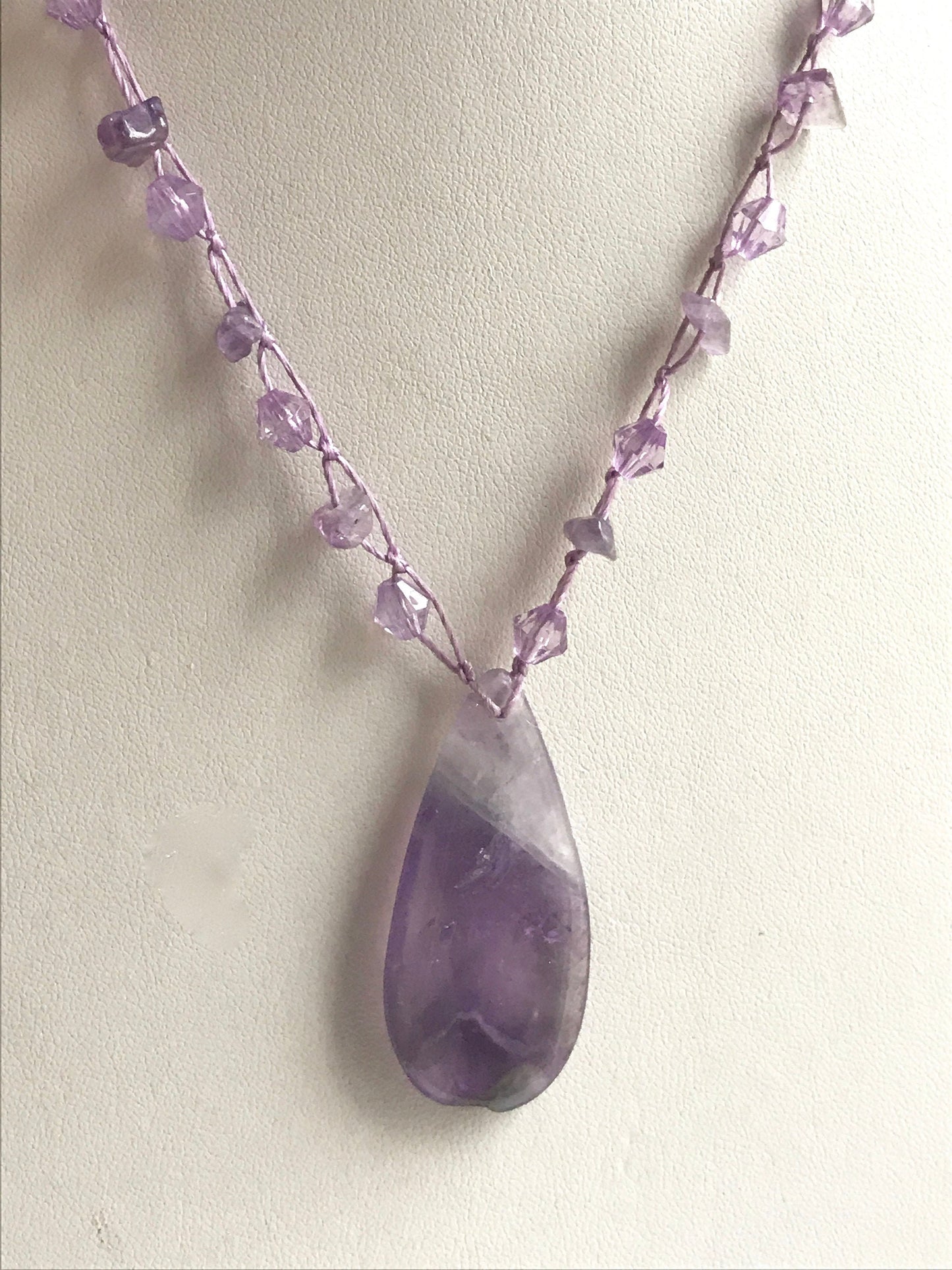 Stunning purple amethyst vintage necklace - lavender amethyst and gemstone chips