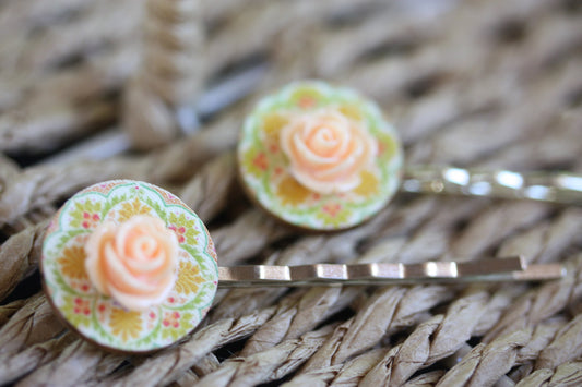 Mixed material handmade hair pin - floral finished wood
