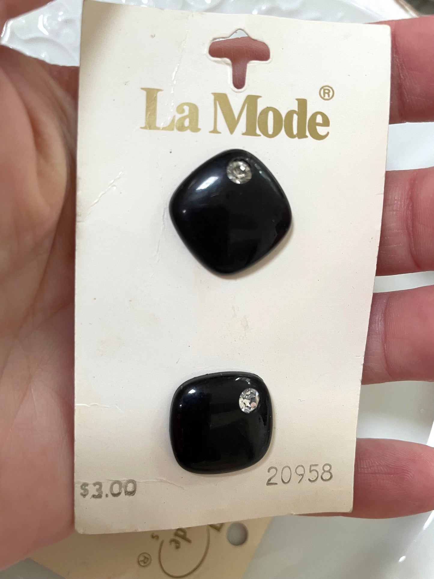 Lot of La Mode buttons still on original cards - Made in Holland - Hunter green, black and gold