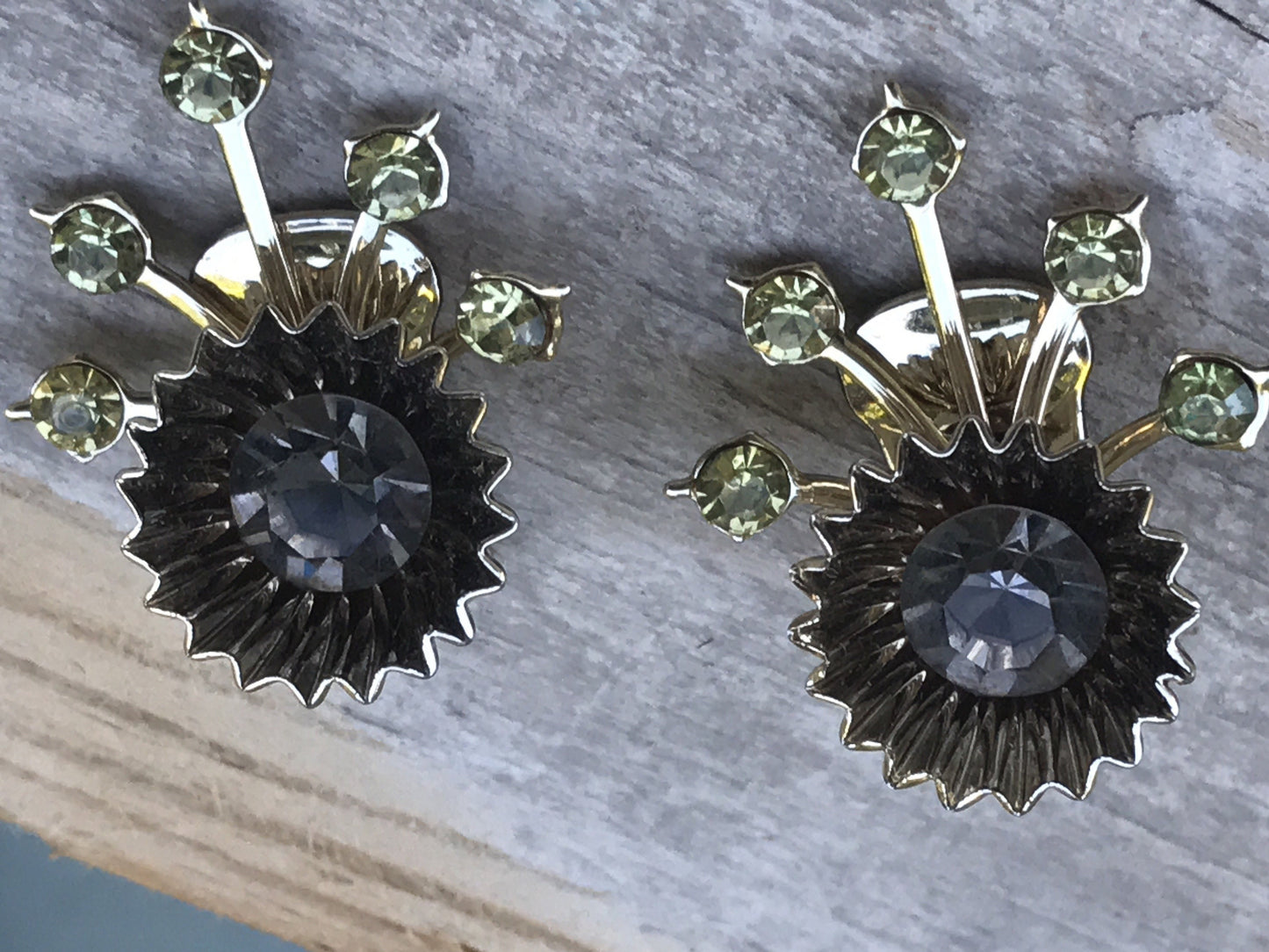 Unique and fun vintage floral rhinestone clip earrings