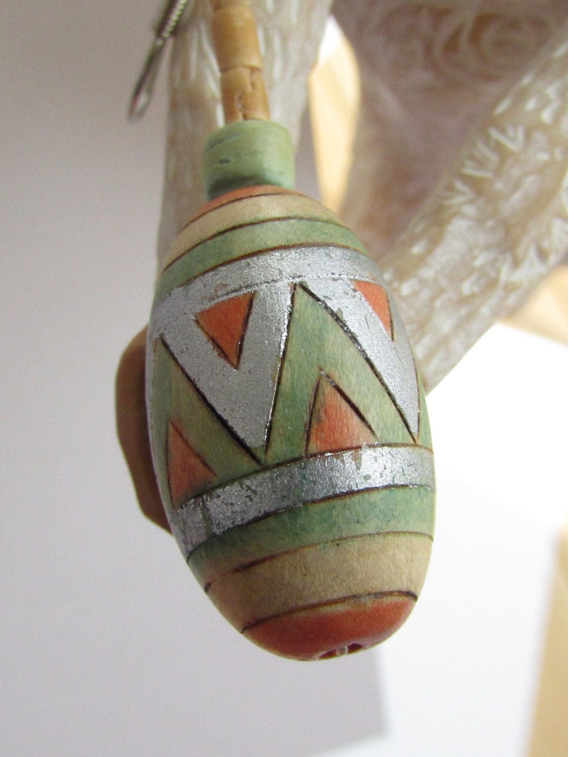 Pretty earth-toned vintage dangle earrings
