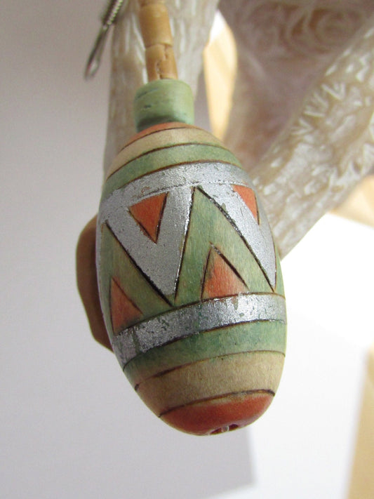 Pretty earth-toned vintage dangle earrings