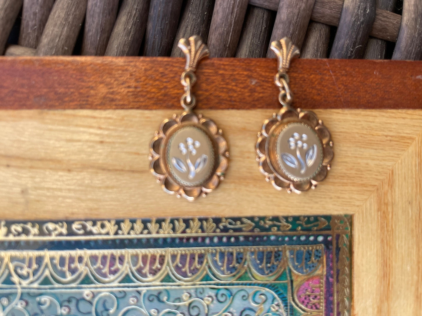 Damascene style etched metal floral small vintage dangle earrings