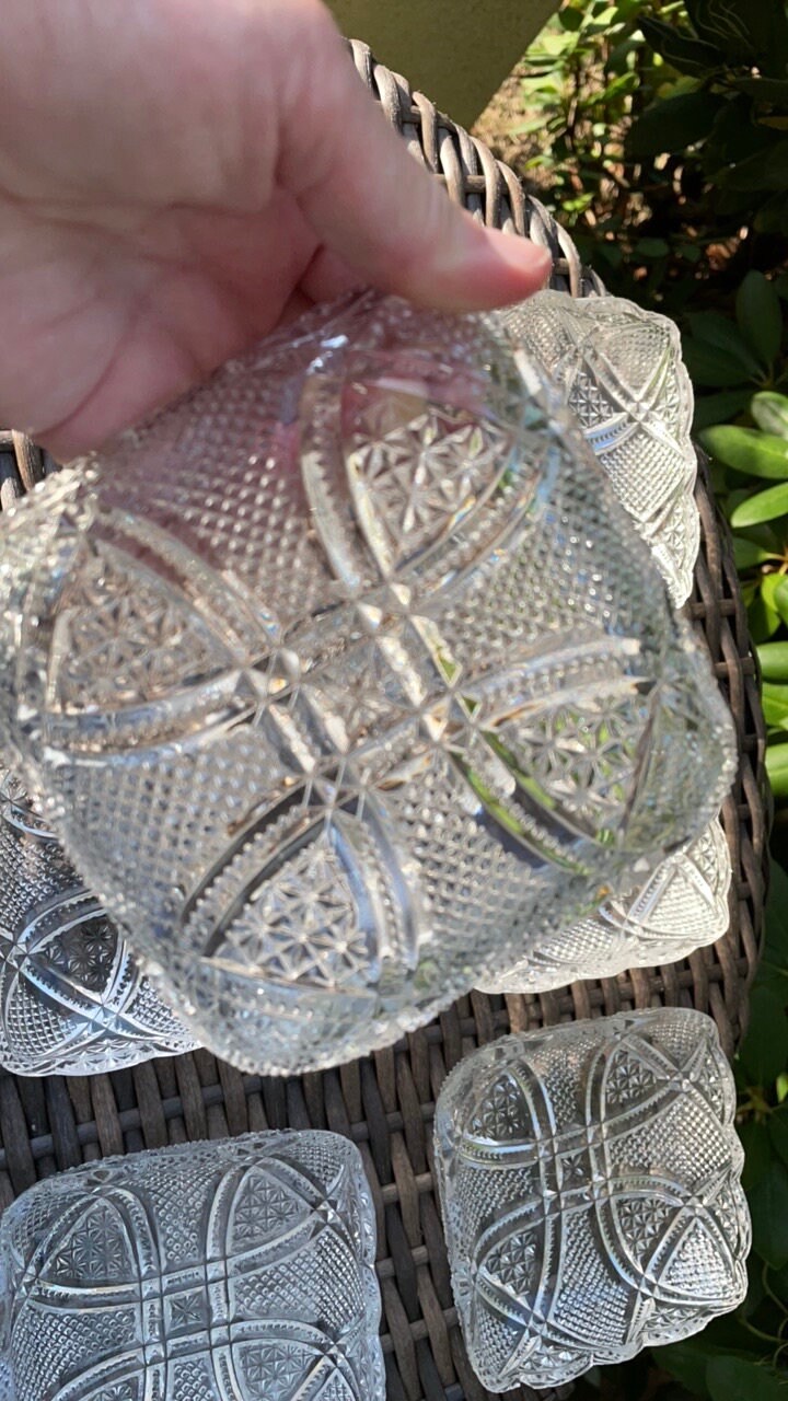 Stunning vintage deep etched crystal glass catch all dish