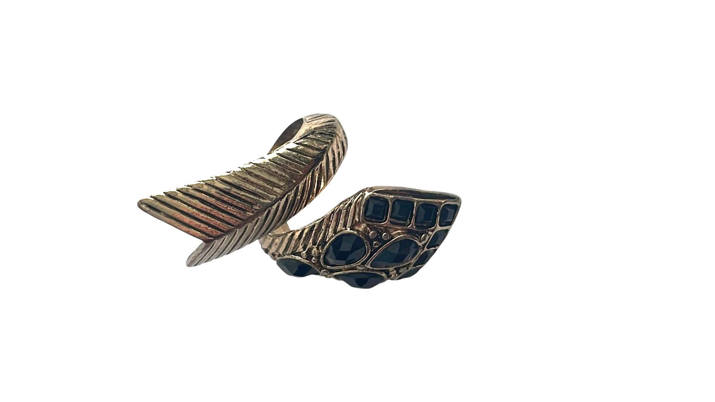 Vintage Gold Tone Wrap Ring Black Glass Stones – Adjustable Statement Ring, Bold Cocktail Ring, Retro Modernist Jewelry, Size 7.5