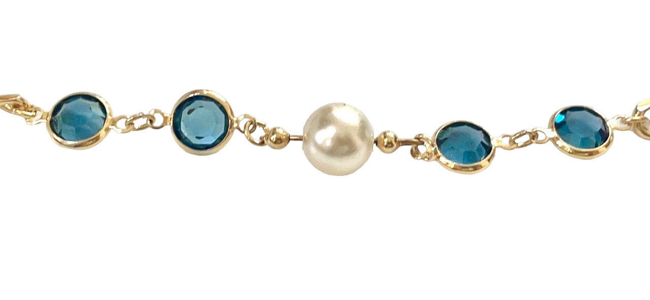 Blue crystal and faux pearl upcycled bracelet