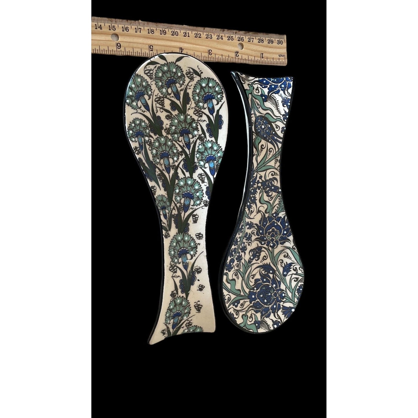 Stunning pair of spoon rests - Hand painted in Turkey - Nakkas Ceramics