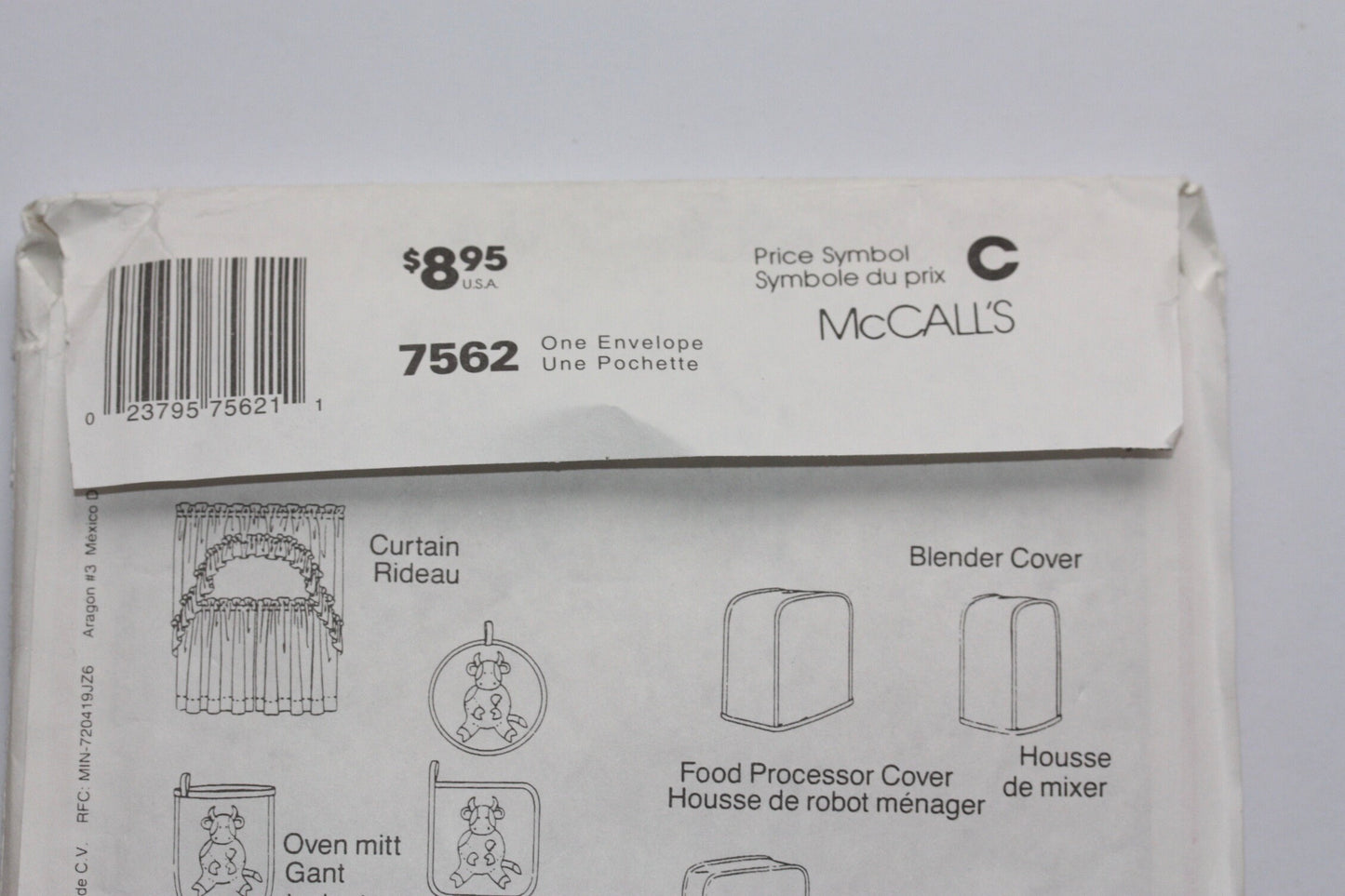 UNCUT Sewing Pattern - McCall's 7562 Home Decorating Kitchen Essentials Multiple Purposes