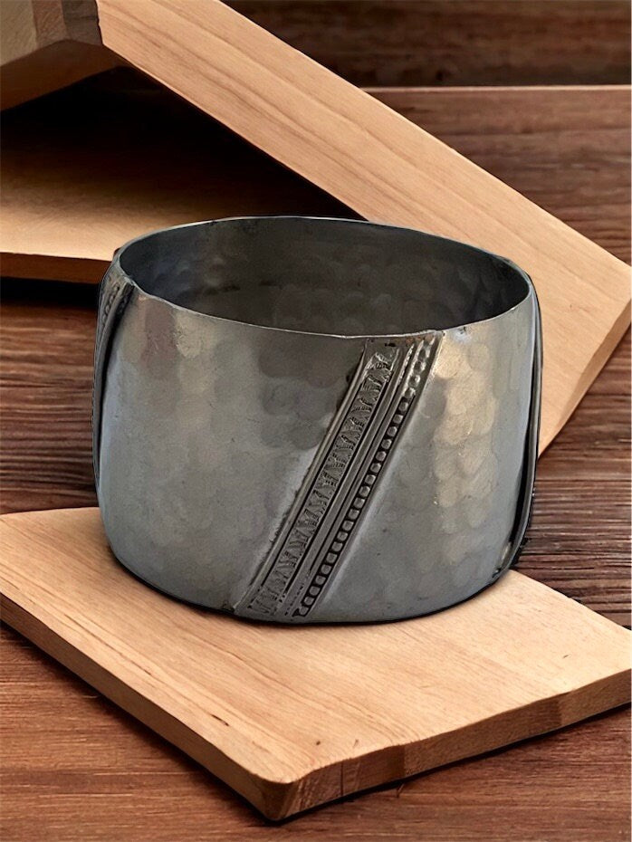 Stunning vintage hammered metal cuff bracelet with unique intricate design - textured cuff bracelet - silvertone bracelet by Stephan & Co.