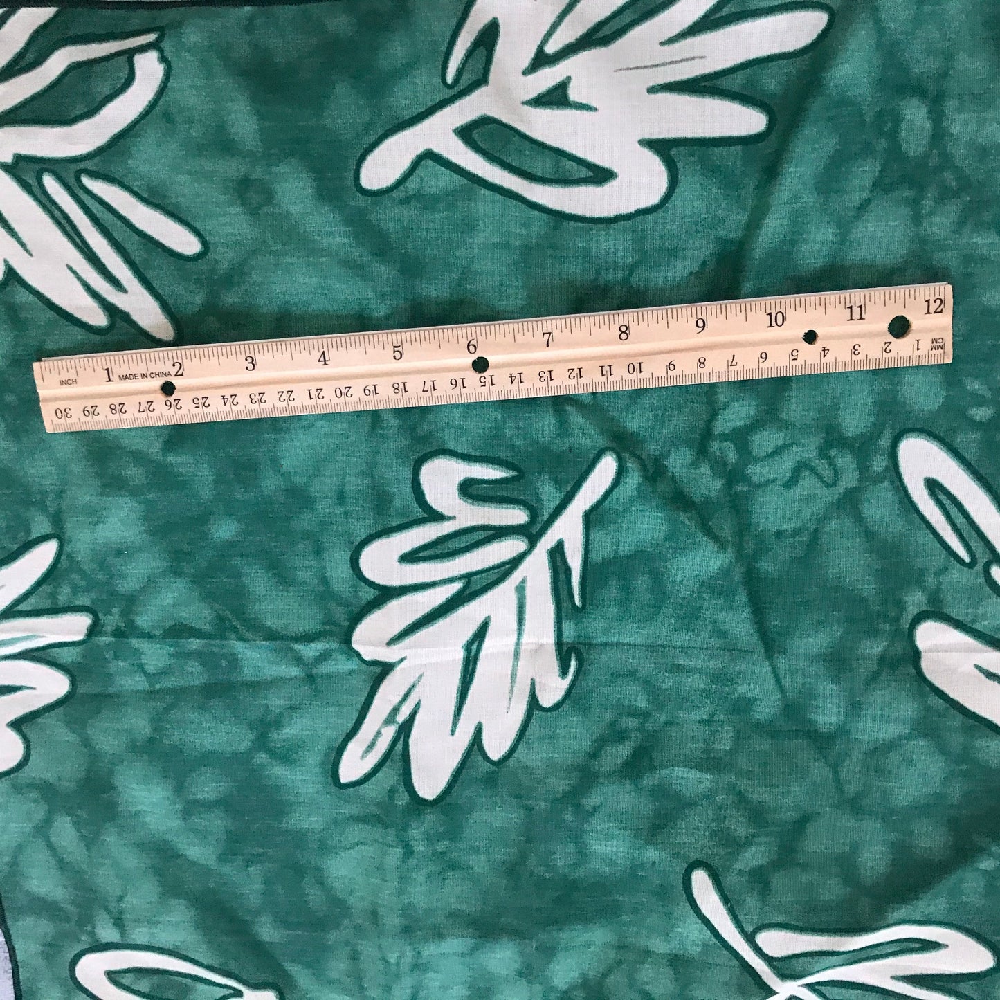 Green vintage fabric with leaves - Audrey brand - approx. 17" x 12"