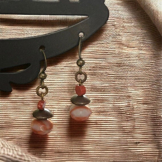 Stunning vintage orange faceted semi-precious stone and metal dangle earrings