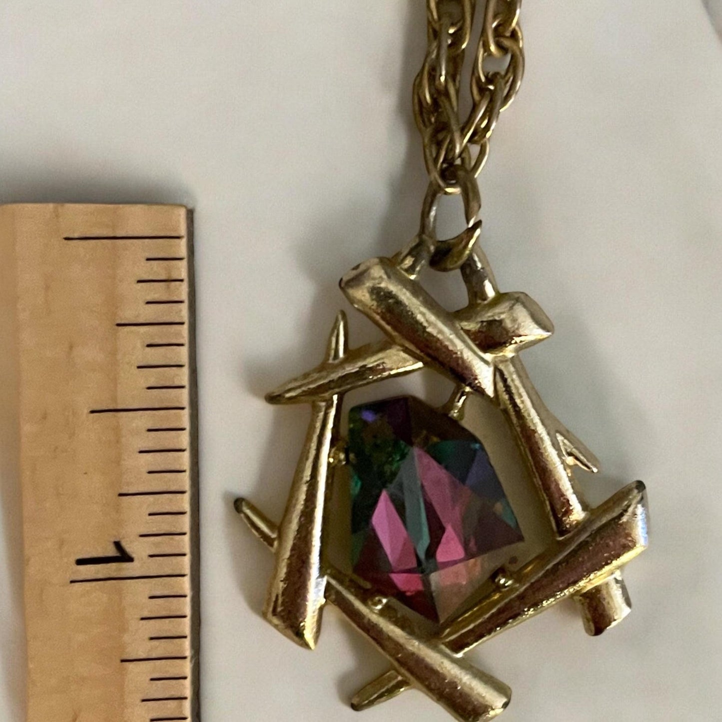 Stunning vintage signed Sarah Coventry faceted cut necklace