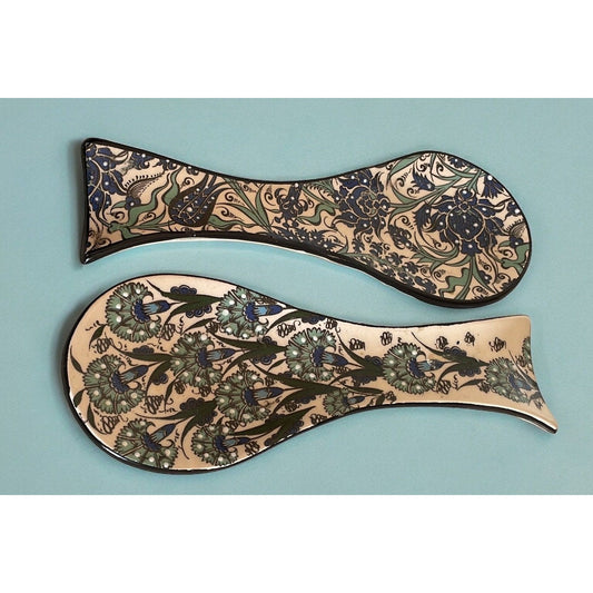 Stunning pair of spoon rests - Hand painted in Turkey - Nakkas Ceramics