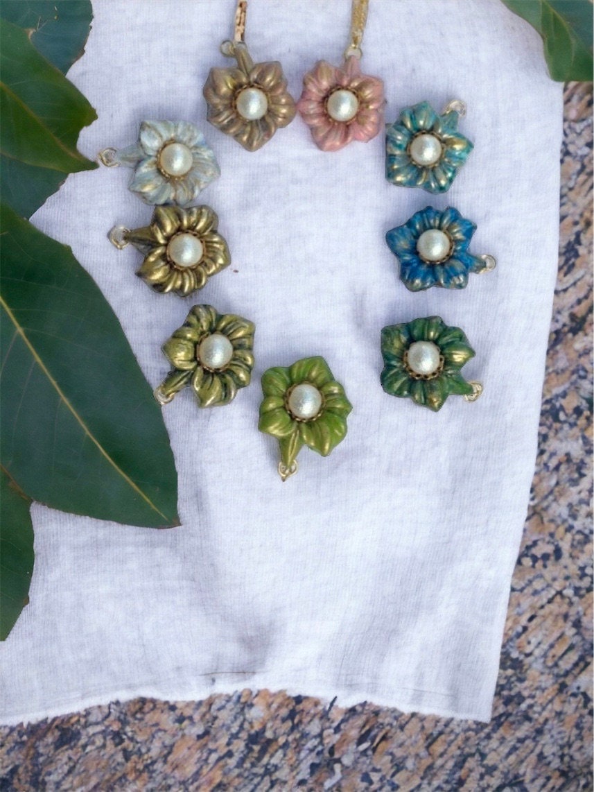 Flower necklace pendant with faux pearl - your choice of color