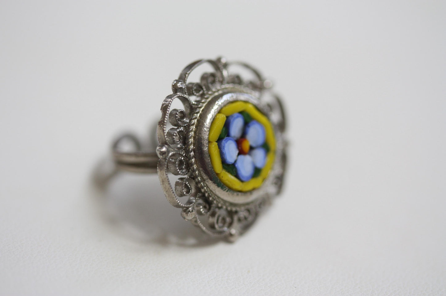 Stunning vintage mosaic flower ring - adjustable