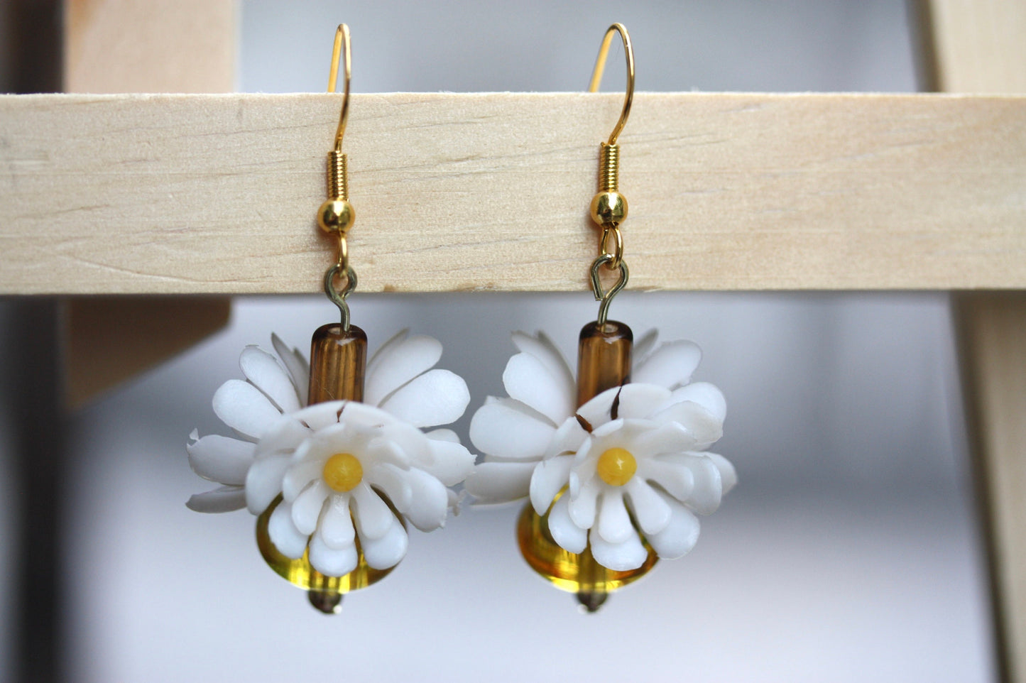 Fun, happy, yellow, daisy earrings - flower earrings, botanical earrings, hippie, flower child, bohemian, boho