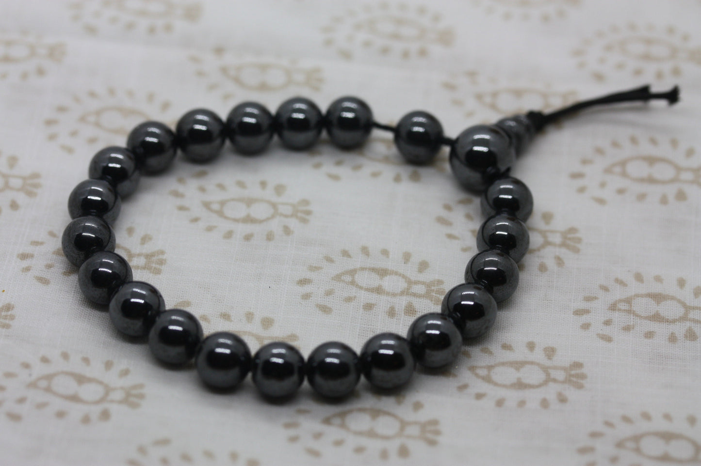 Stunning vintage deep silvery gray hematite bracelet one size fits all