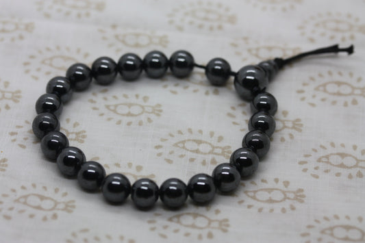 Stunning vintage deep silvery gray hematite bracelet one size fits all