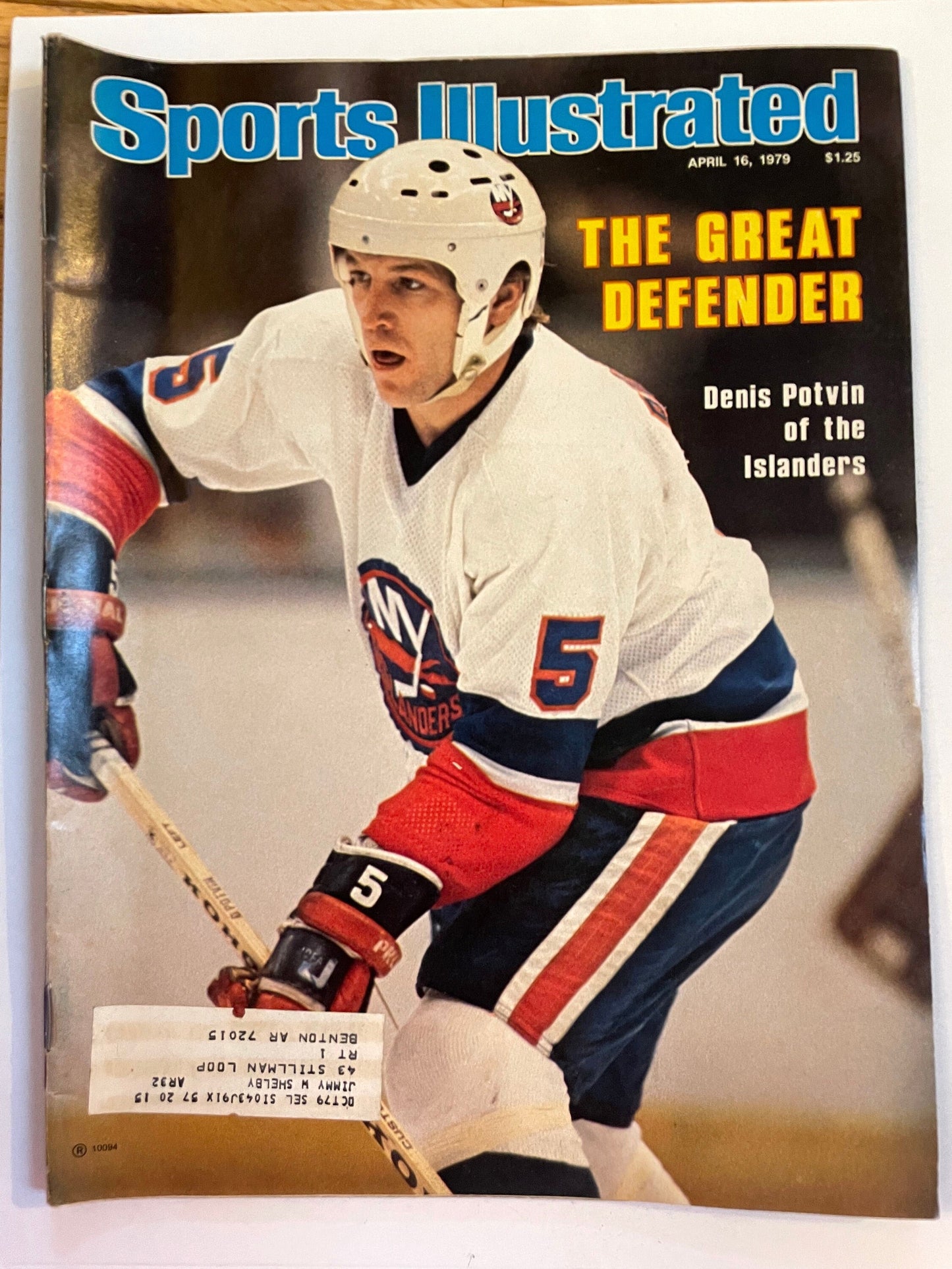 Sports Illustrated Magazine complete issue - April 16, 1979 - The Great Defender - New York Islanders Denis Potvin - hockey