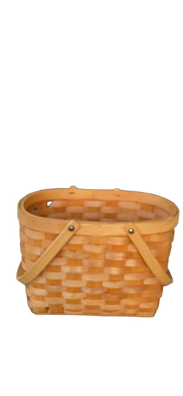 Large Picnic Basket - Woven Sturdy Wicker, Spacious 16" Wide x 11" Tall