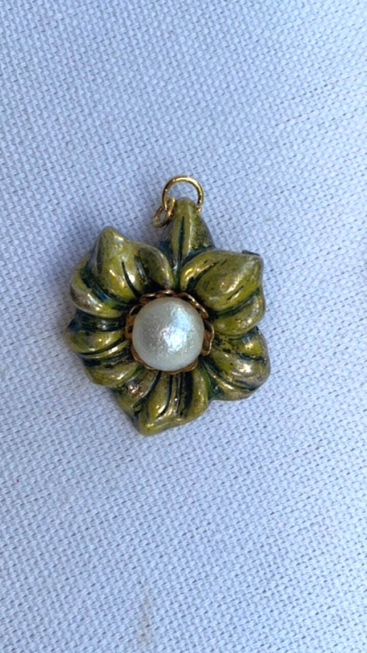 Your choice of handmade faux pearl flower necklace