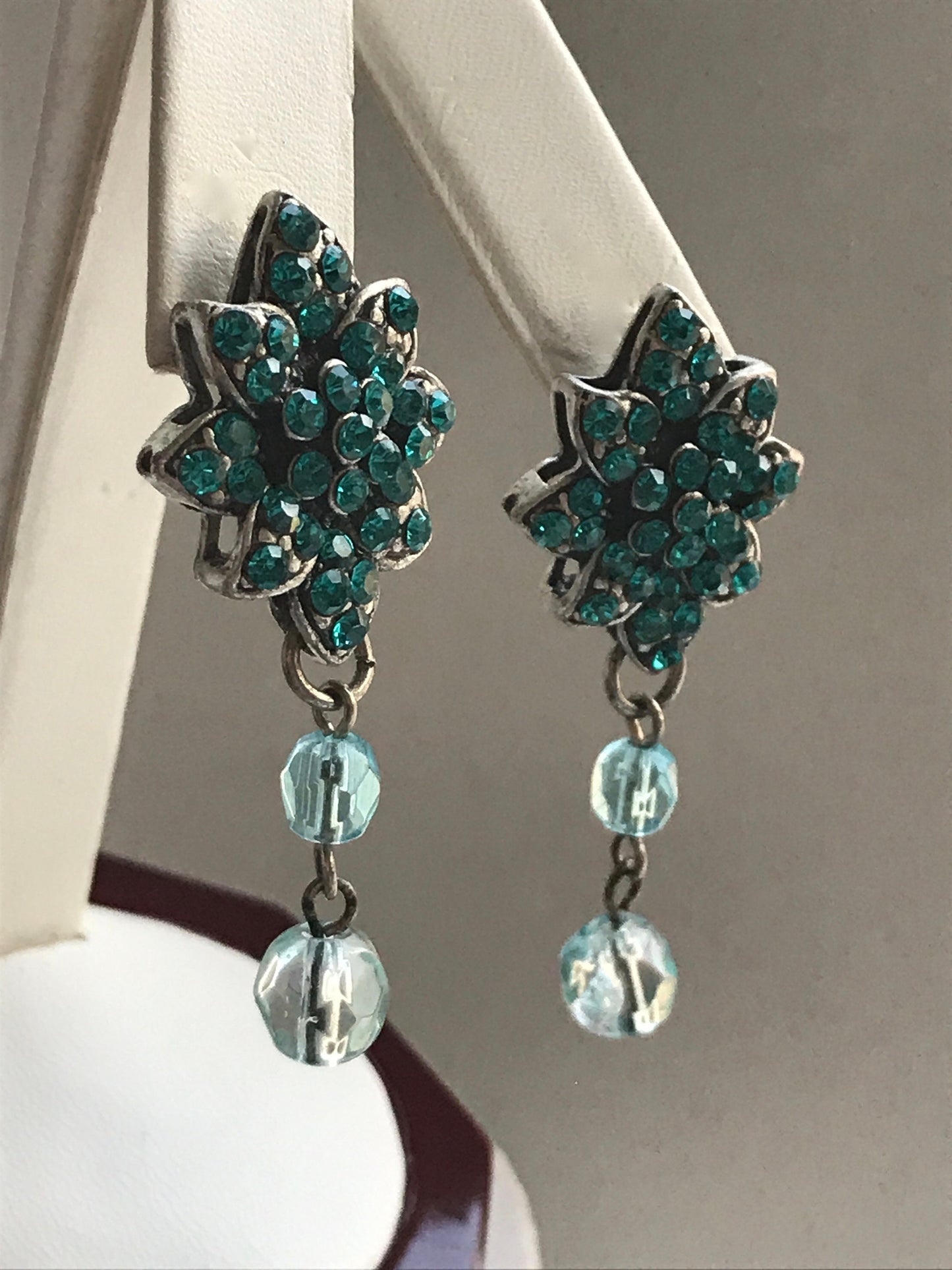 Stunning vintage turquoise dangle earrings