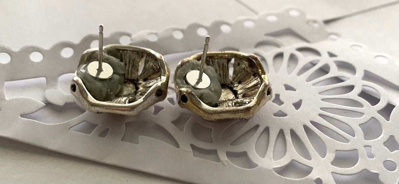 Beautiful marcasite stud earrings - Please read description