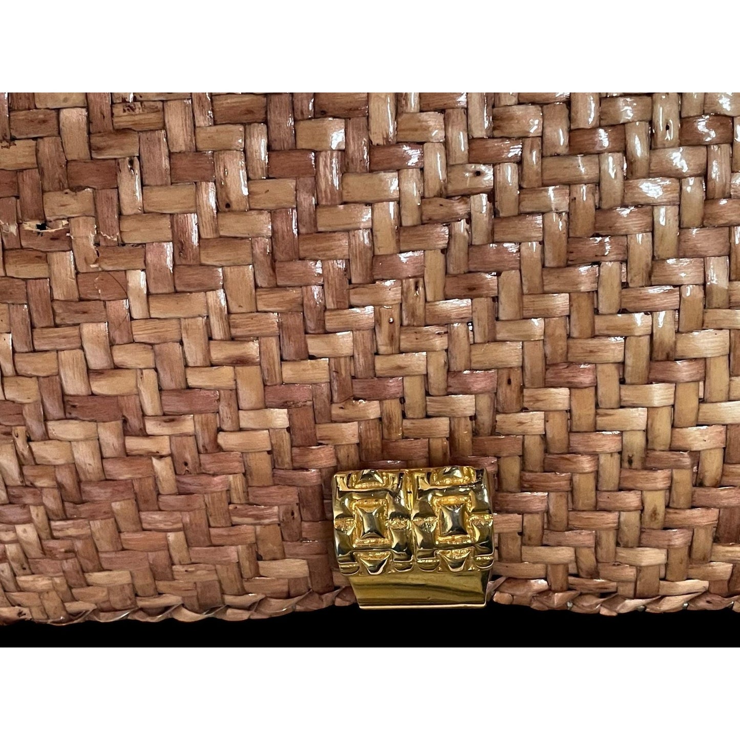 Stunning vintage Vanessa Wicker Shoulder Bag Clutch Purse Cross Body handbag - with chain handle that can be used or tucked inside