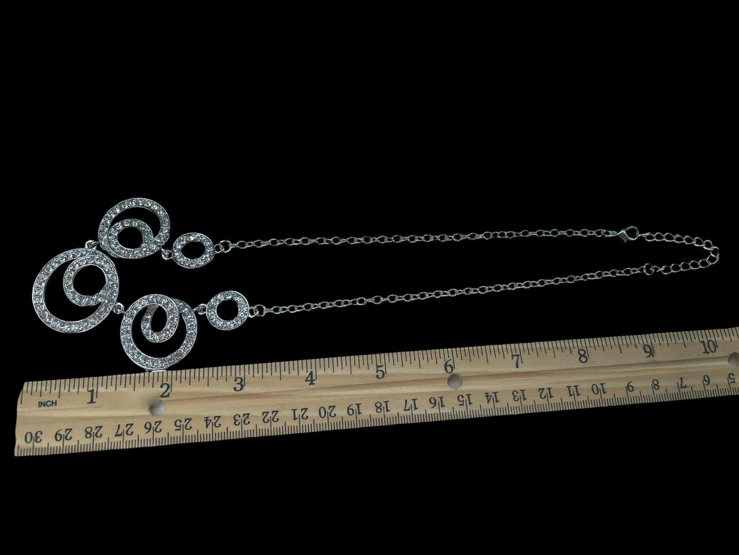 Spiral Rhinestone Necklace – Dainty Crystal Swirl Pendant – Elegant Statement Jewelry – Sparkling Gift for Her