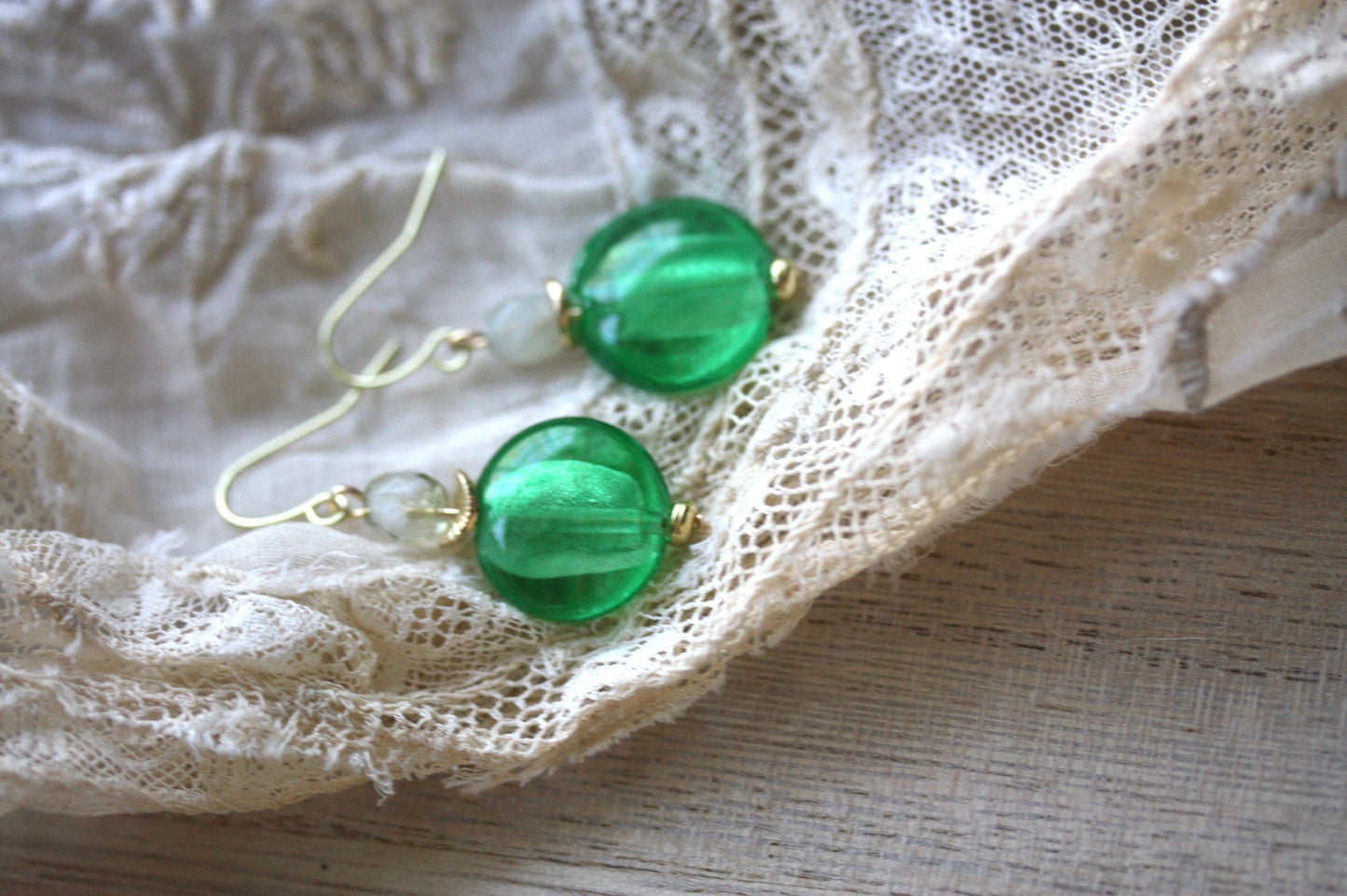Stunning green dangle earrings