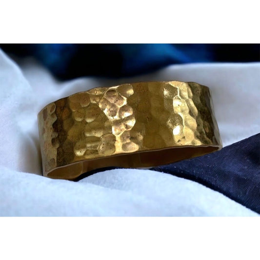 Stunning hammered brass? heavyweight vintage artisan cuff bracelet