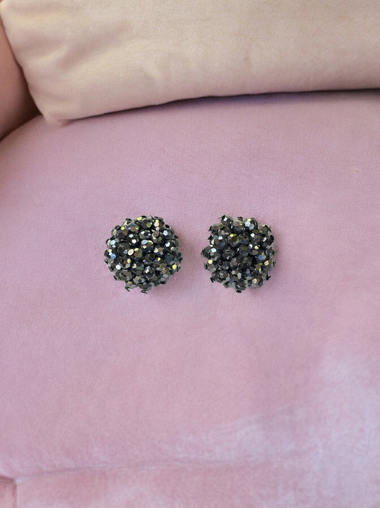 Stunning black crystal vintage clip on earrings