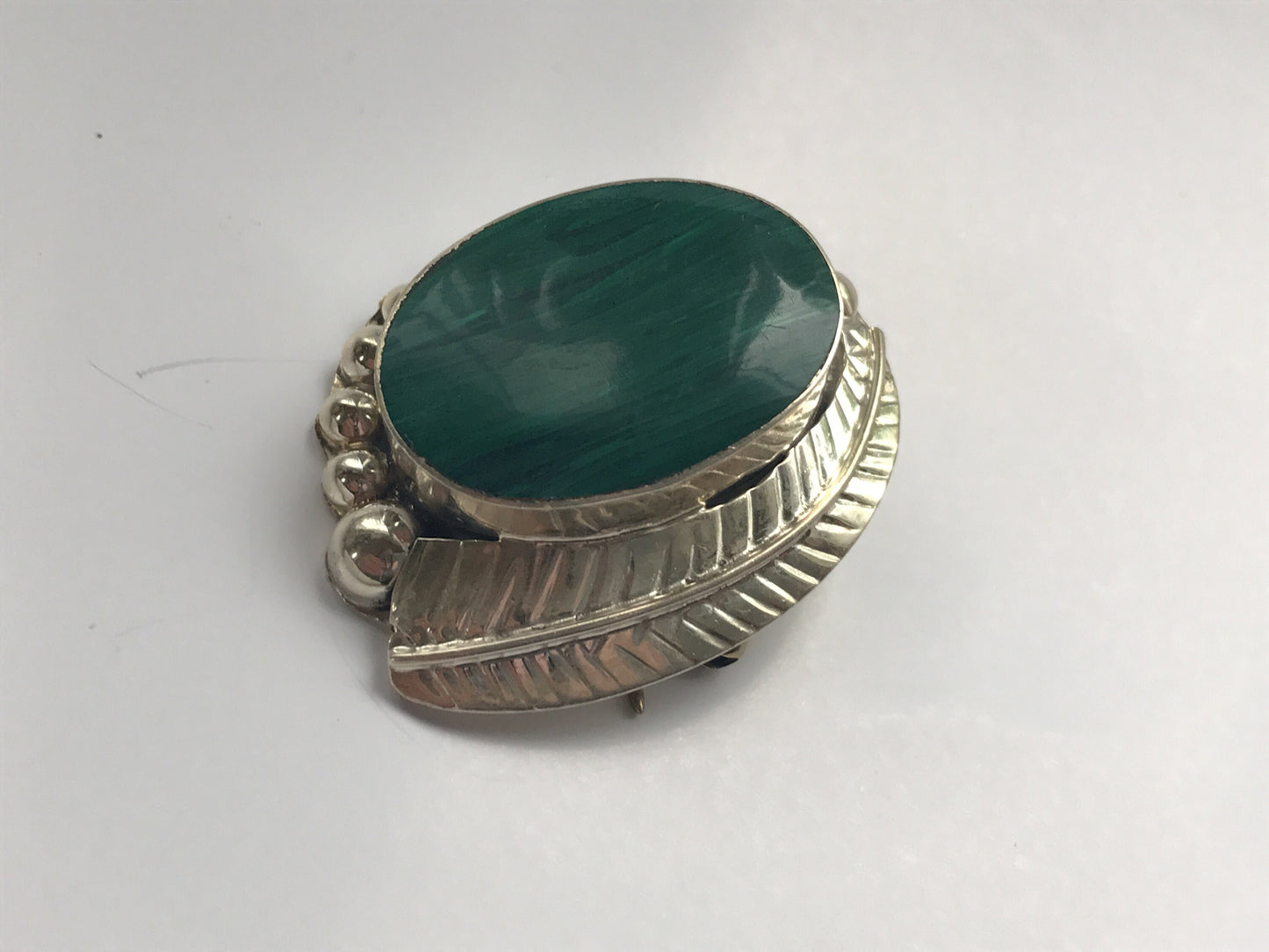 Stunning vintage Southwest Native American Sterling Silver Malachite pin / necklace pendant - can be worn as either