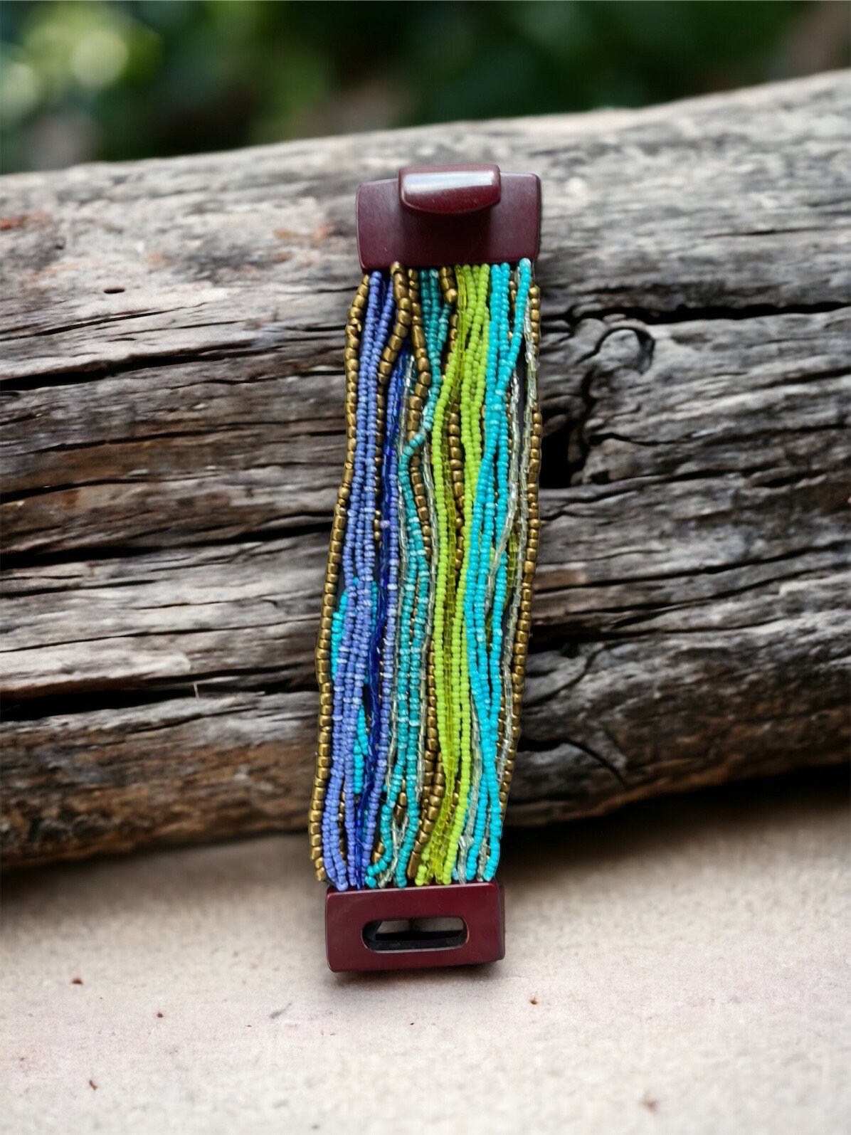 Stunning vintage bracelet - loaded with dozens of strands of tiny glass beads - plastic or bakelite closure?