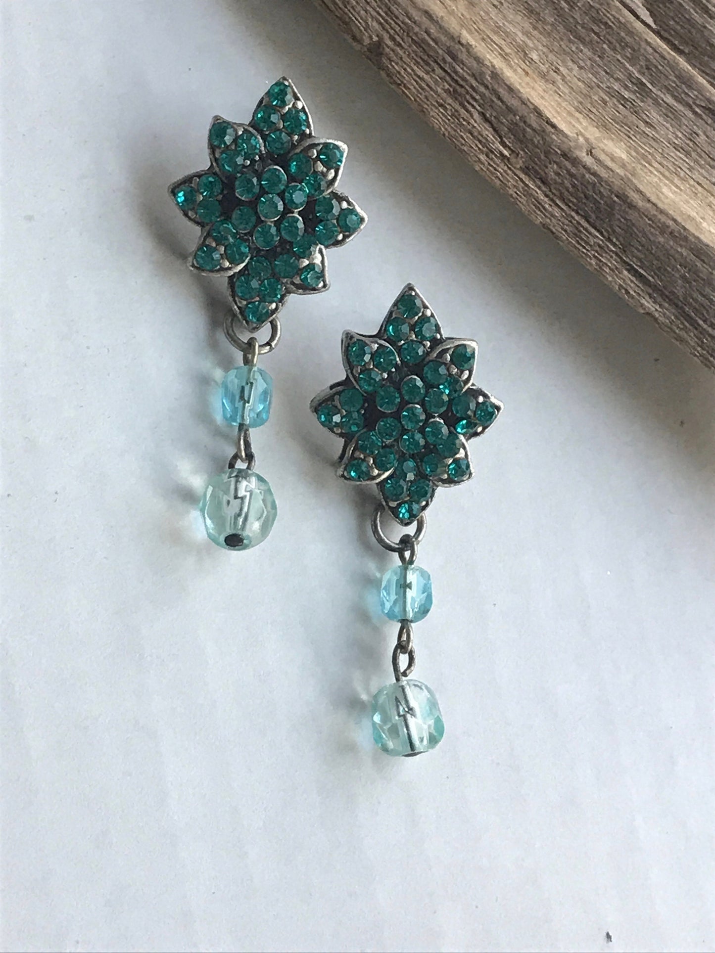 Stunning vintage turquoise dangle earrings