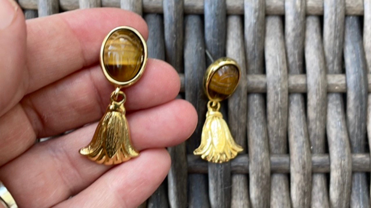 Vintage brown scarab earrings in goldtone setting with goldtone tassel