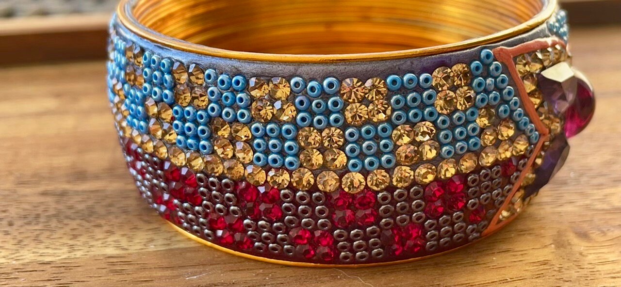 Stunning vintage Hyderabadi beaded bangle bracelet - made in India