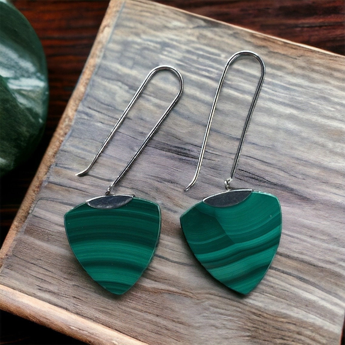 Stunning vintage green malachite earrings