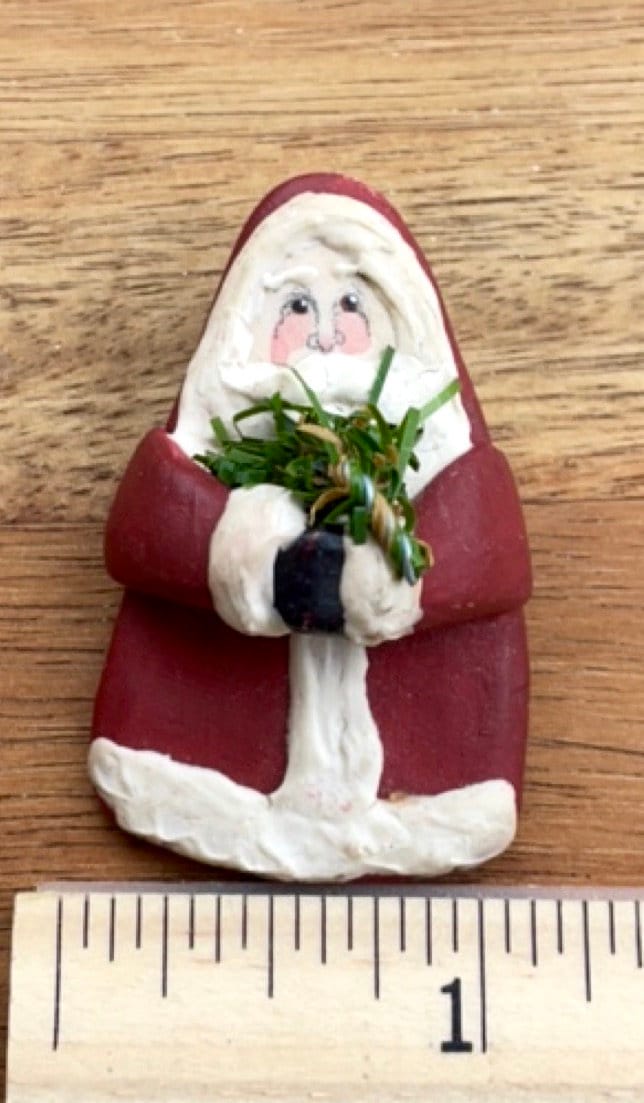 Vintage Santa Claus Christmas pin - handmade out of clay/paint - artist signed