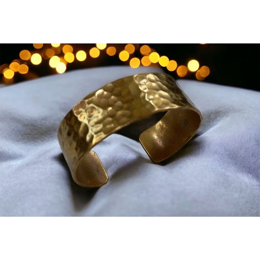 Stunning hammered brass? heavyweight vintage artisan cuff bracelet