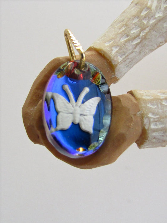 Tiny etched glass butterfly vintage cameo-style necklace pendant/charm
