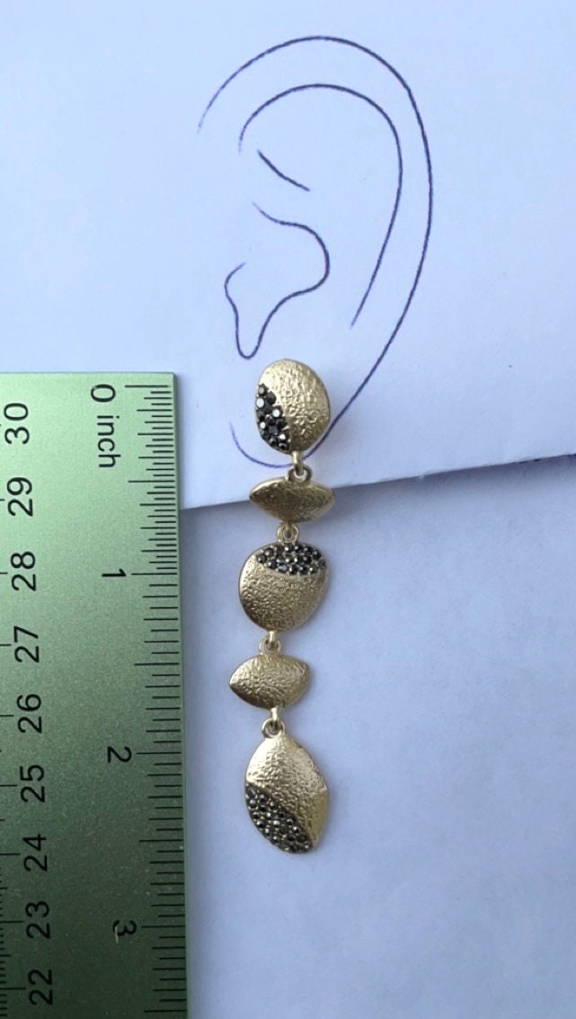 Stunning vintage dangle earrings - goldtone with tiny black rhinestones