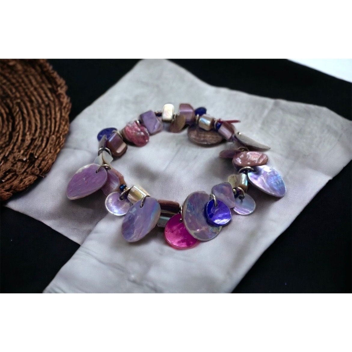 Stunning vintage purple/pink mother of pearl with glass bracelet