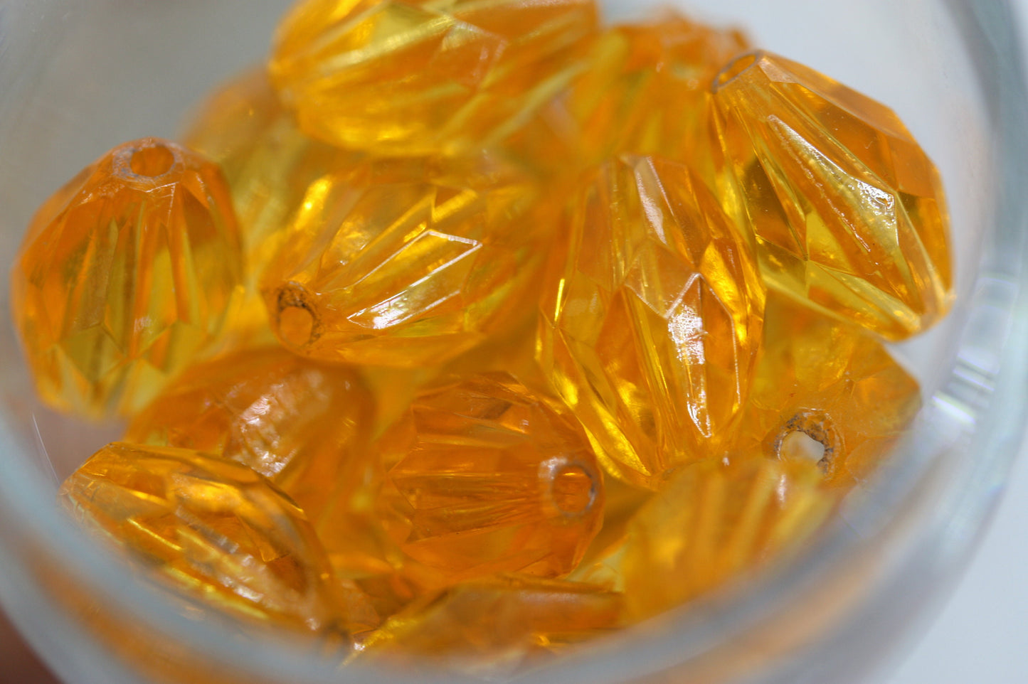 Orange oval faceted vintage beads - approx. 15 mm