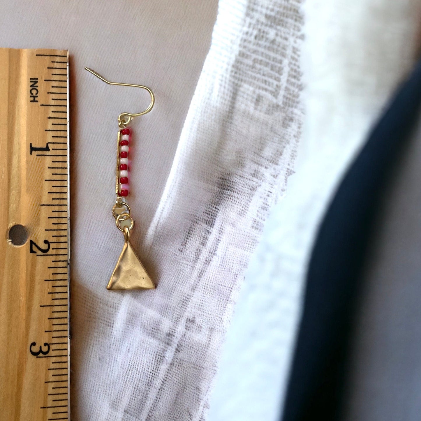 Charming little Christmas dangle earrings - red and white seed beads with hammered goldtone abstract Christmas tree