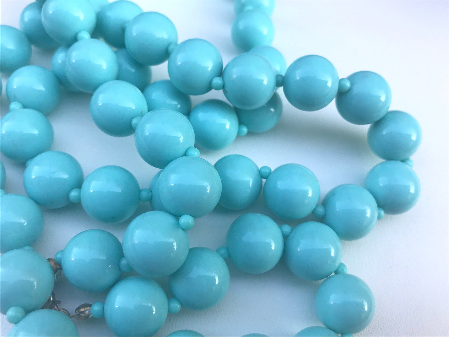 Long vintage stunning blue necklace