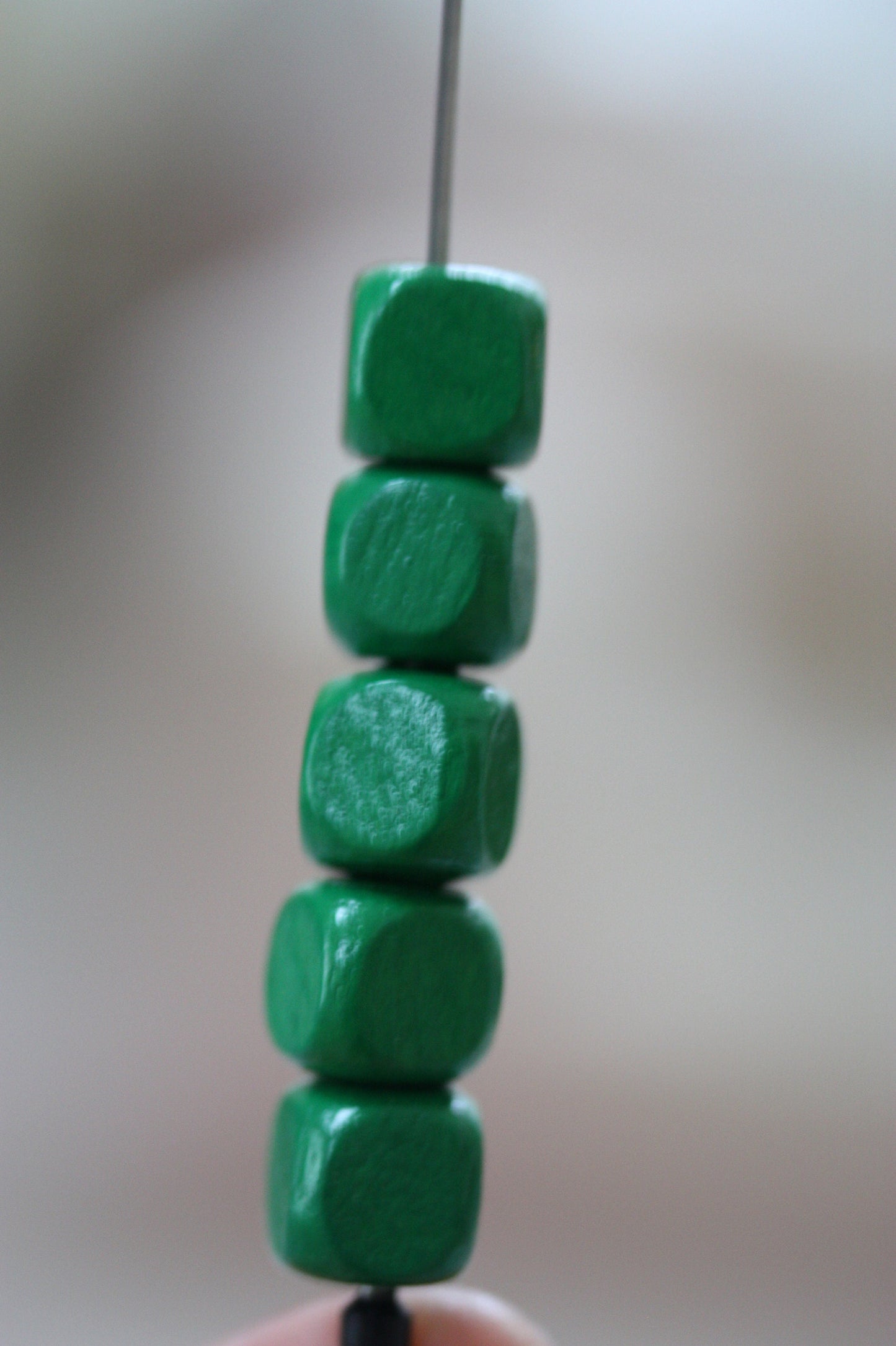 One dozen green cubed wooden beads - 10 mm