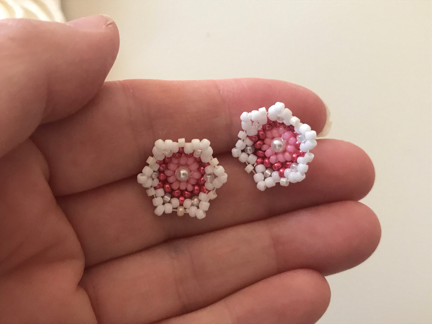 Small little hand beaded beadwork stud earrings - pink and white flowers