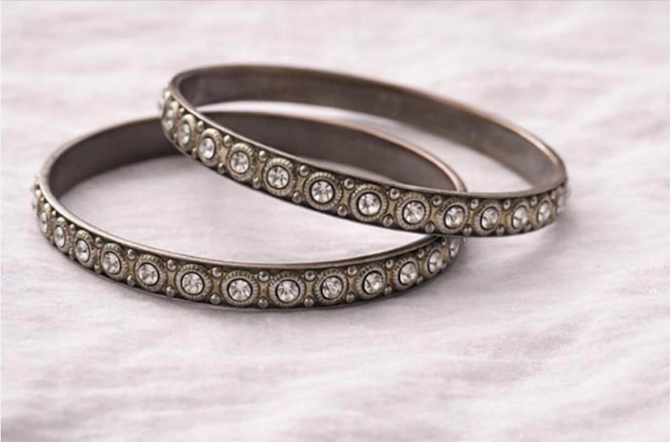 Vintage Rhinestone Bangle Bracelets Set of 2, Antique Silver Tone Crystal Bangles, Stackable Vintage Bracelets, Classic Sparkle Jewelry